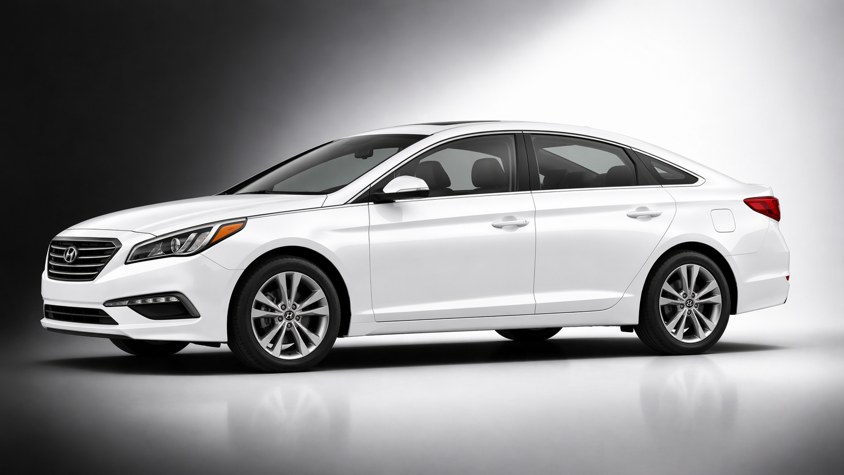 Hyundai Sonata Eco 2015 – Fuel Efficient Sedan | UAE Ready | Clean & Comfortable Drive
